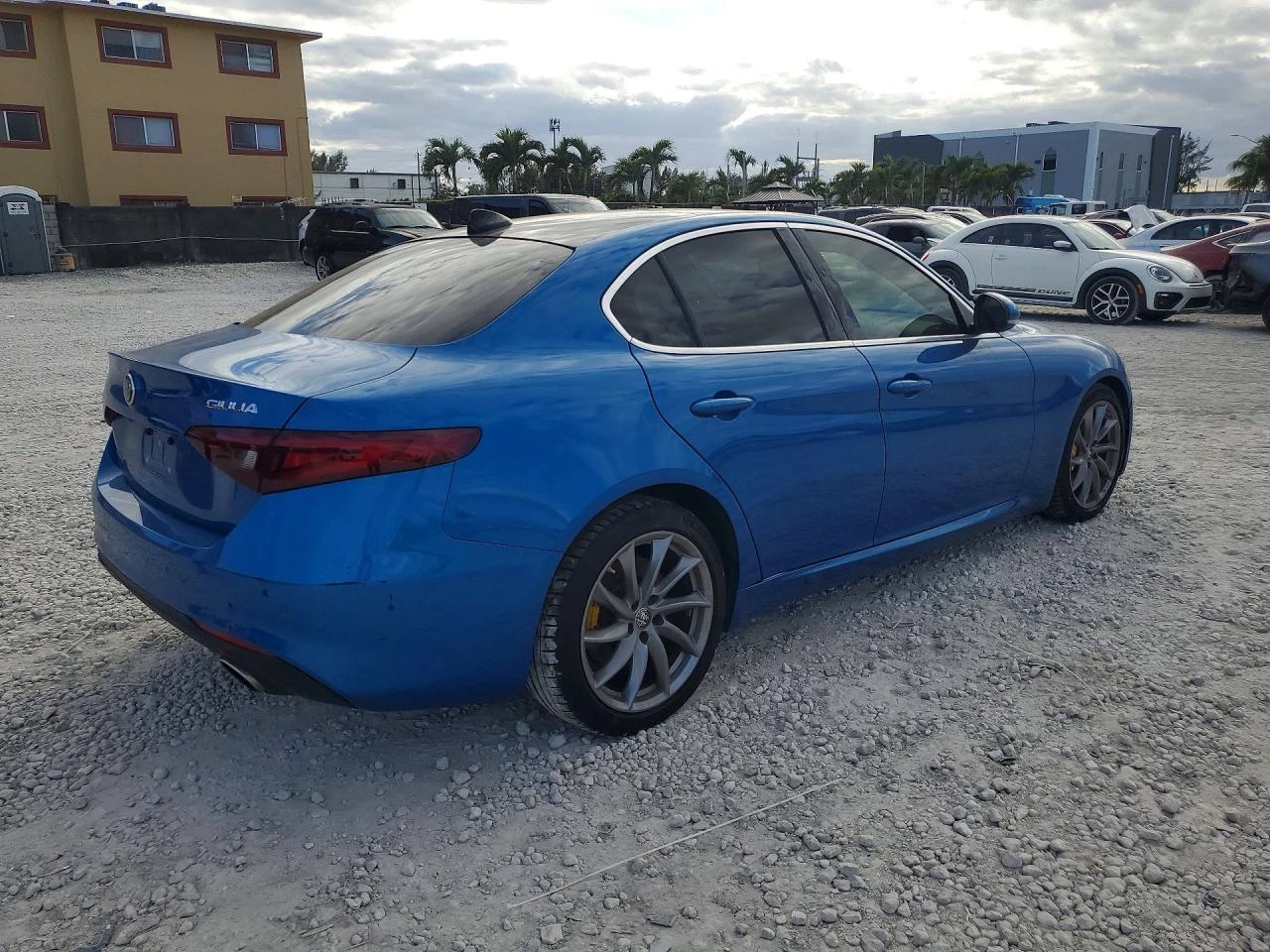 Alfa Romeo Giulia 2.0l Ti, снимка 3 - Автомобили и джипове - 55591332