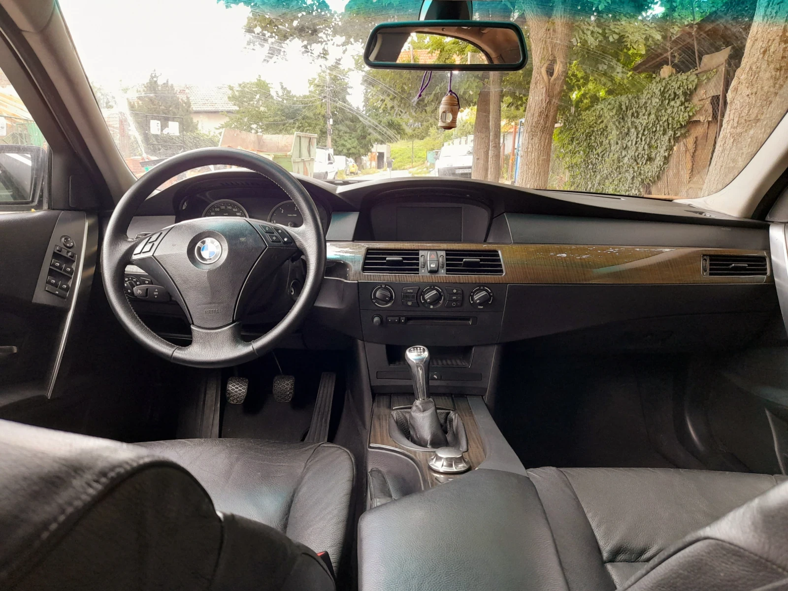 BMW 530 D, снимка 11 - Автомобили и джипове - 55646365
