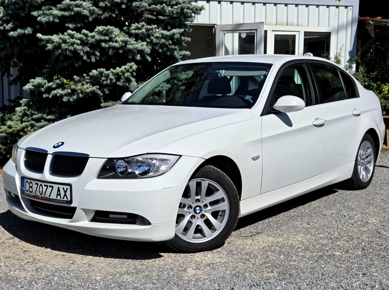 BMW 316 122hp 172хил.км/РЕГИСТРИРАН/ОБСЛУЖЕН, снимка 2 - Автомобили и джипове - 56108473