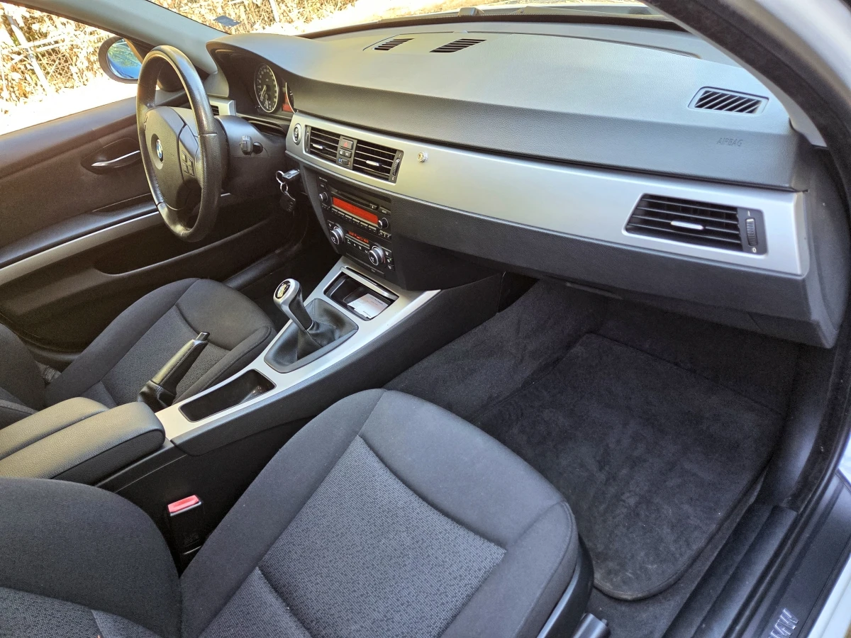 BMW 316 122hp 172хил.км/РЕГИСТРИРАН/ОБСЛУЖЕН, снимка 14 - Автомобили и джипове - 56108473
