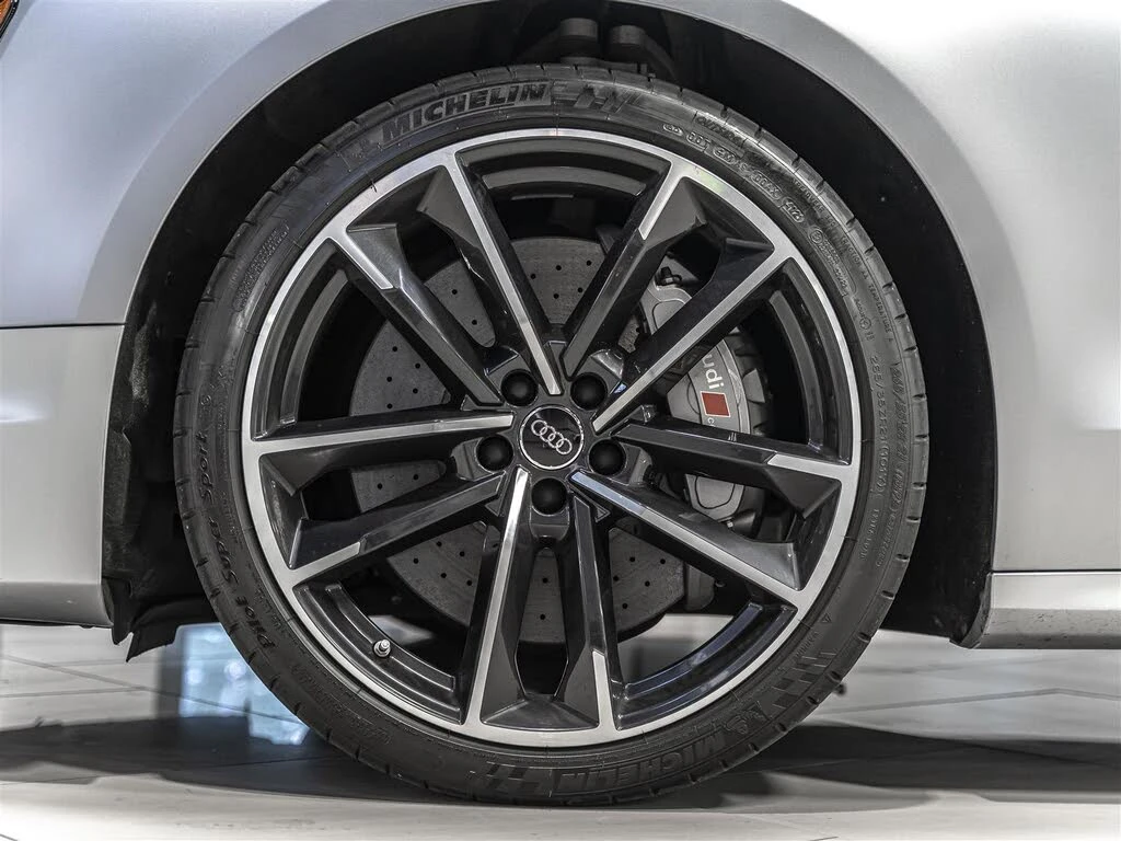 Audi S8 PLUS* CARBON* CERAMIC* DESIGN SEL* 3D B&O* КРАЙНА , снимка 5 - Автомобили и джипове - 56318033