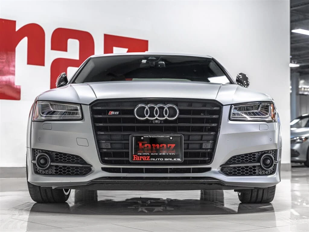 Audi S8 PLUS* CARBON* CERAMIC* DESIGN SEL* 3D B&O* КРАЙНА 