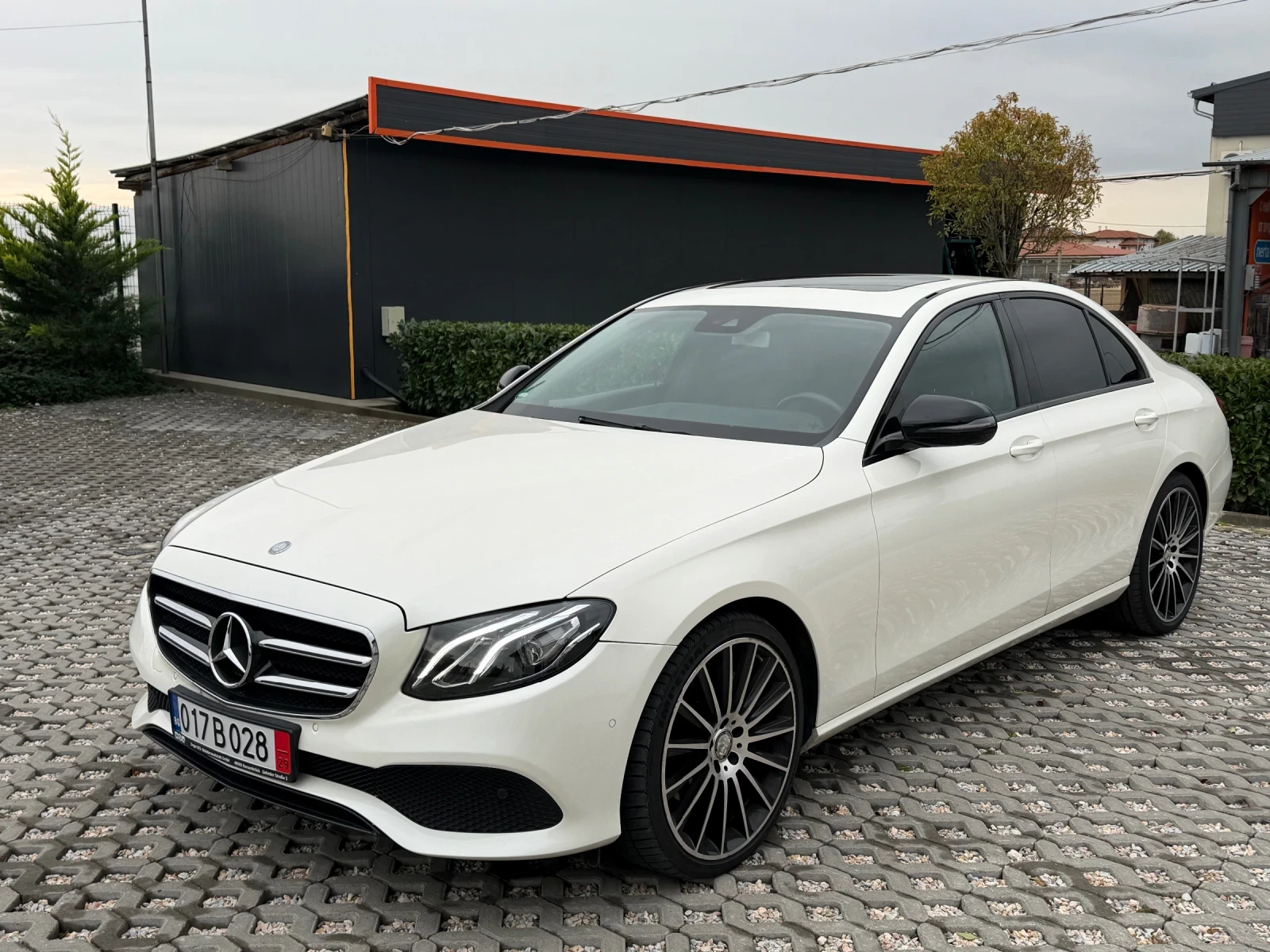 Mercedes-Benz E 350