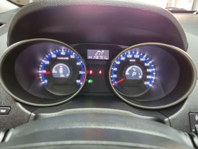 Обява за продажба на Hyundai IX35 2.0 i 4x4 163ps AUTOMAT 8 ГУМИ С ДЖАНТИ  ~22 500 лв. - изображение 8