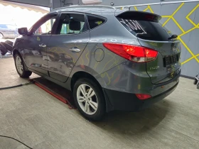 Обява за продажба на Hyundai IX35 2.0 i 4x4 163ps AUTOMAT 8 ГУМИ С ДЖАНТИ  ~22 500 лв. - изображение 4