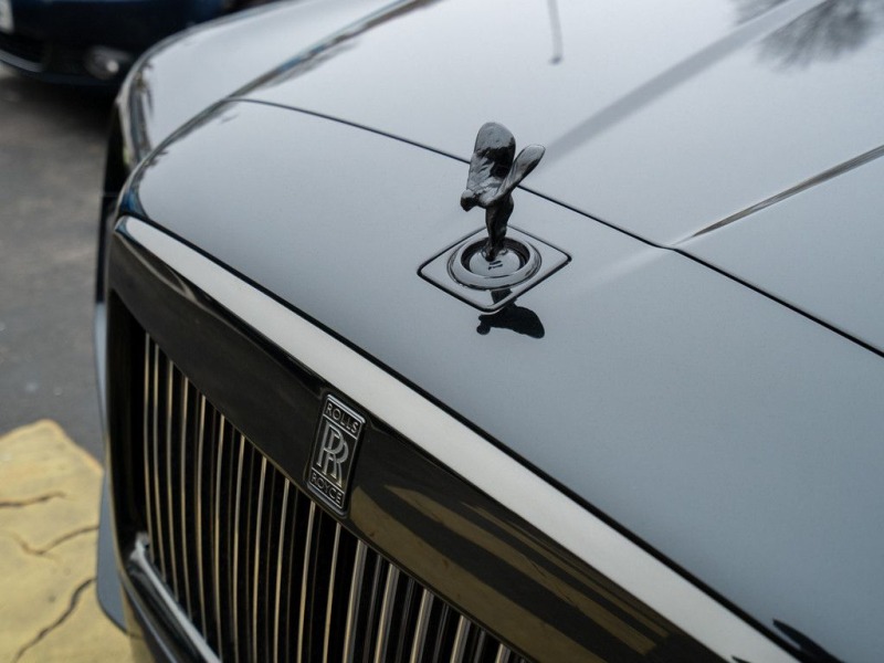 Rolls-Royce Cullinan =Shooting Star= Гаранция, снимка 13 - Автомобили и джипове - 41371532
