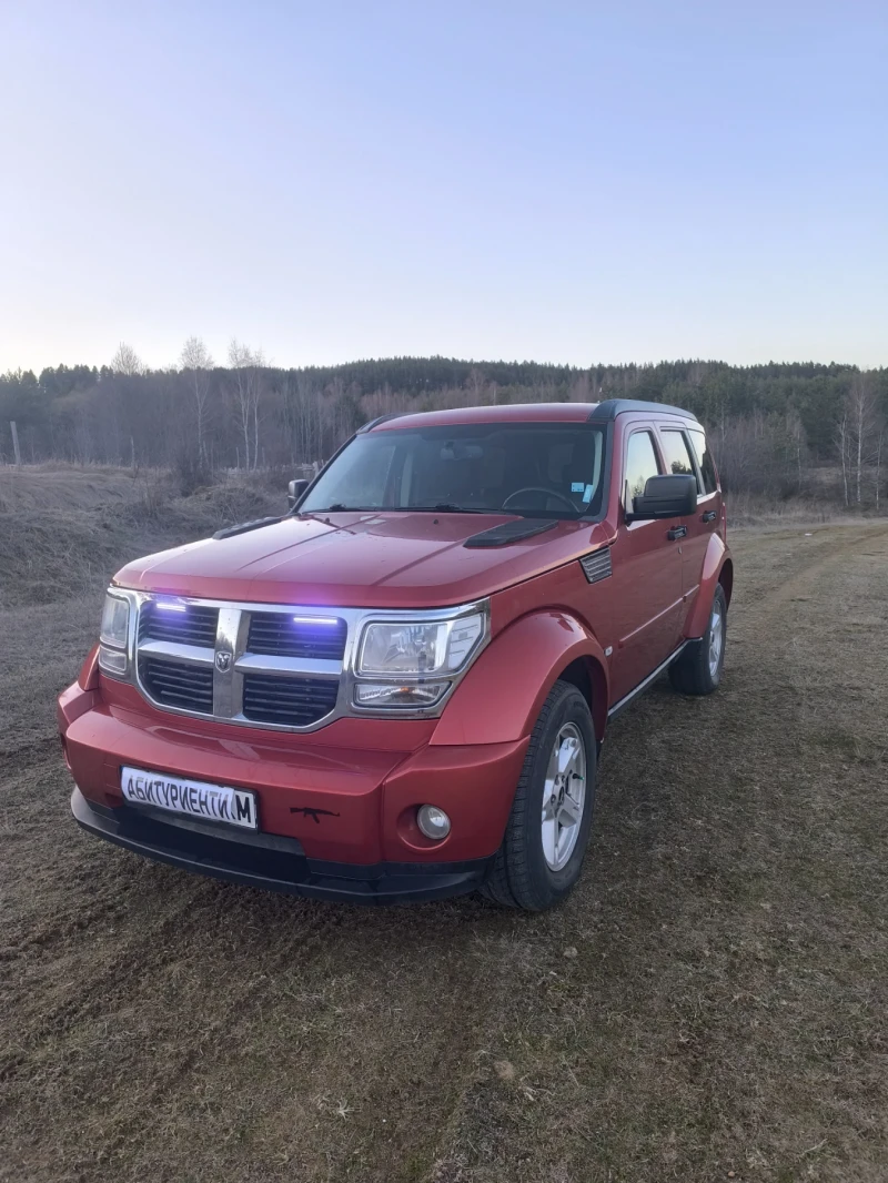 Dodge Nitro, снимка 1 - Автомобили и джипове - 49564424