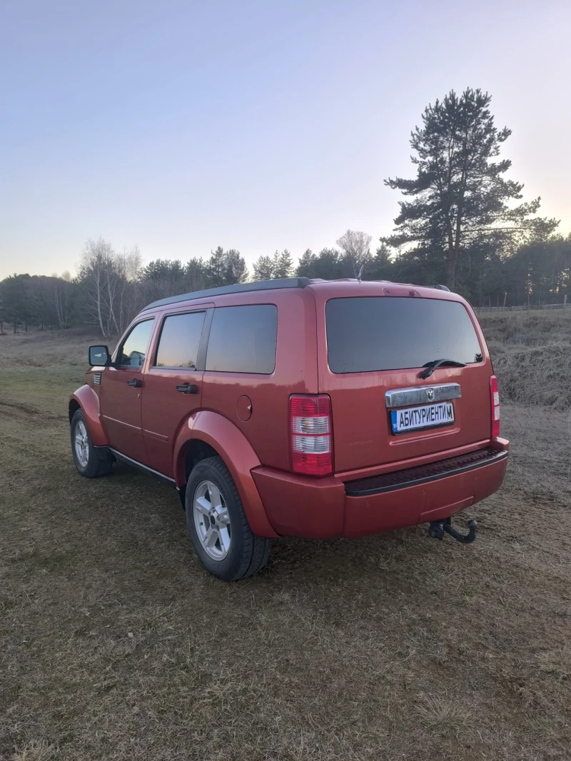 Dodge Nitro, снимка 7 - Автомобили и джипове - 49564424