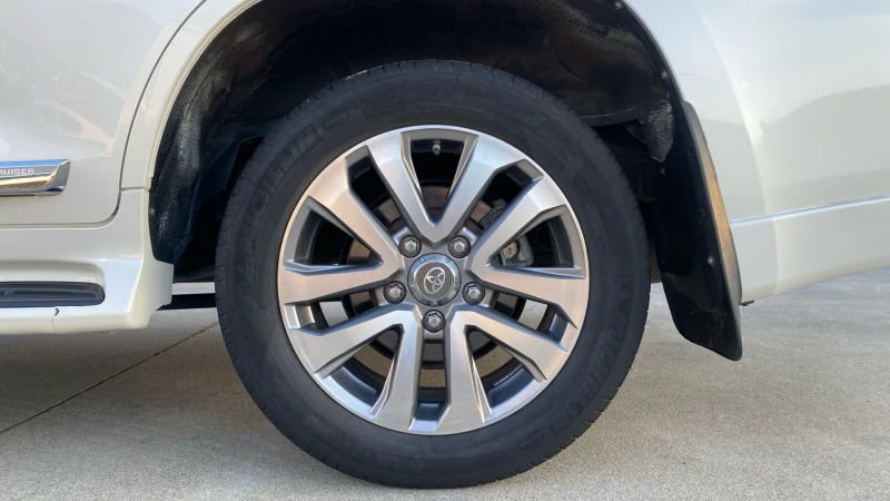 Toyota Land cruiser 5.7 V8 VXR , снимка 14 - Автомобили и джипове - 52214894