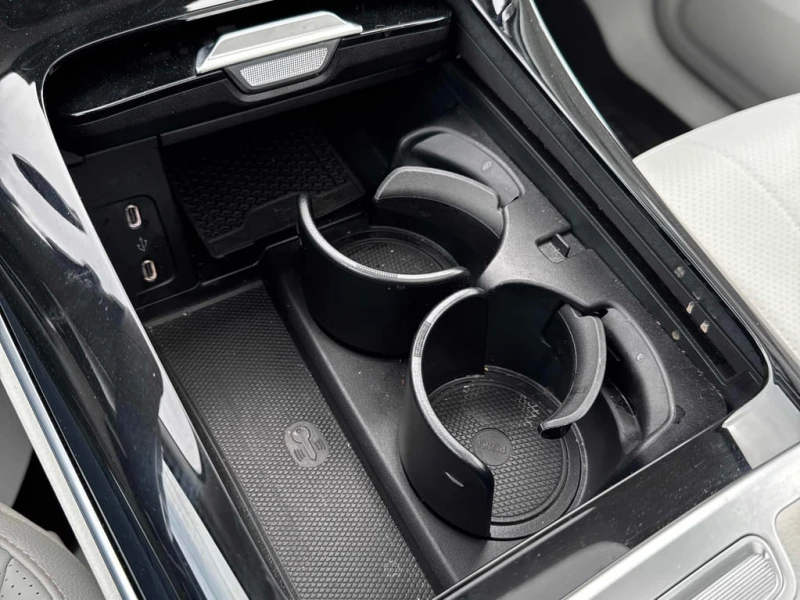 Mercedes-Benz EQE 350 2024 * CARFAX * БЕЗ ПЪРВОНАЧАЛНА ВНОСКА, снимка 16 - Автомобили и джипове - 52940505