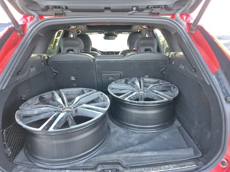 Volvo XC60 R DESIGN  CARFAX, снимка 14 - Автомобили и джипове - 53165629