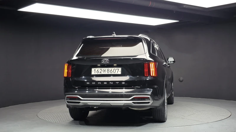 Kia Sorento 2.2CRDI/Пълна сервизна !!!, снимка 4 - Автомобили и джипове - 53373765