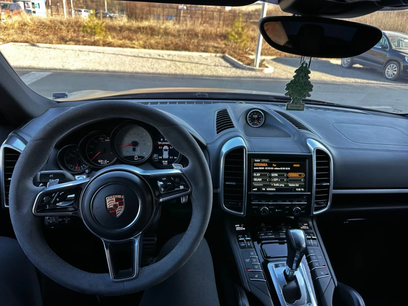 Porsche Cayenne 4.2TDI/GTS, снимка 10 - Автомобили и джипове - 53597243