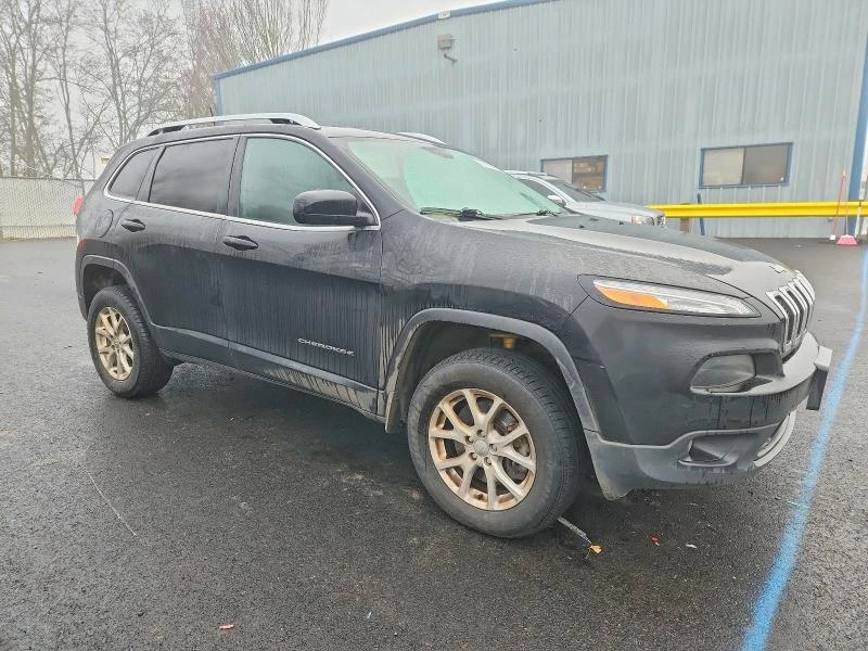 Jeep Cherokee 3.2L 6 4x4 w/Front Whl Drv, снимка 5 - Автомобили и джипове - 53964296