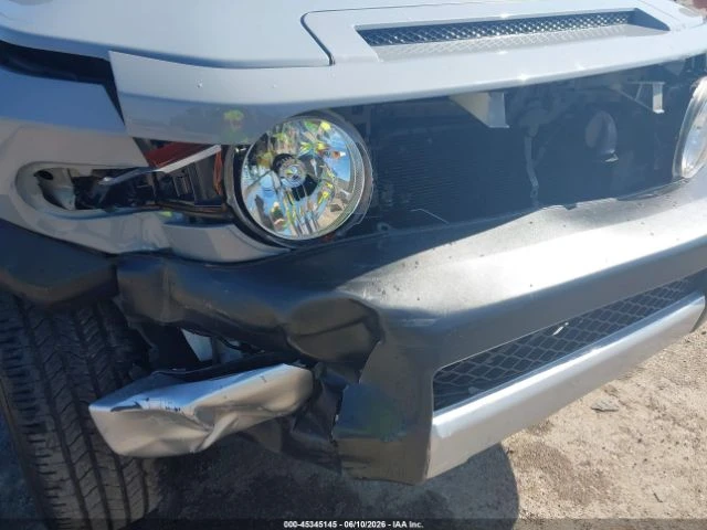 Toyota Fj cruiser, снимка 10 - Автомобили и джипове - 55378080