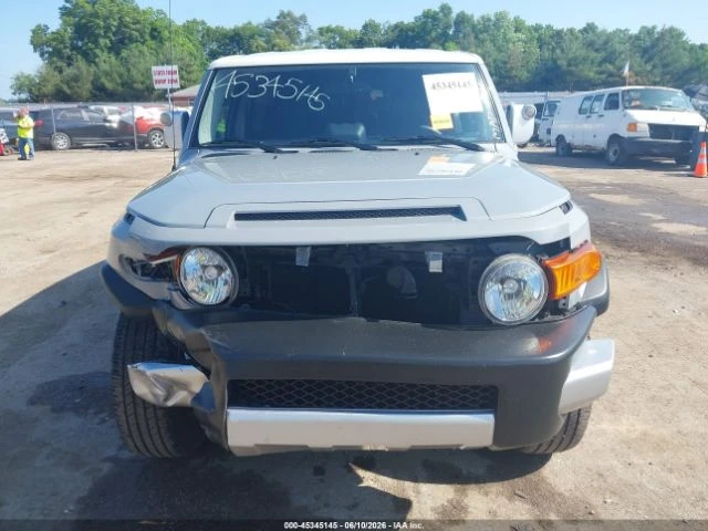 Toyota Fj cruiser, снимка 2 - Автомобили и джипове - 55378080