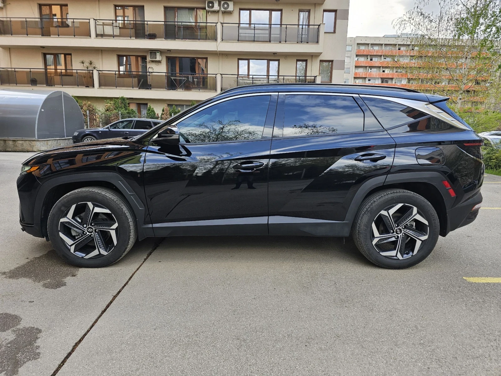 Hyundai Tucson Пълен Хибрид, Luxury, 25k km - изображение 8