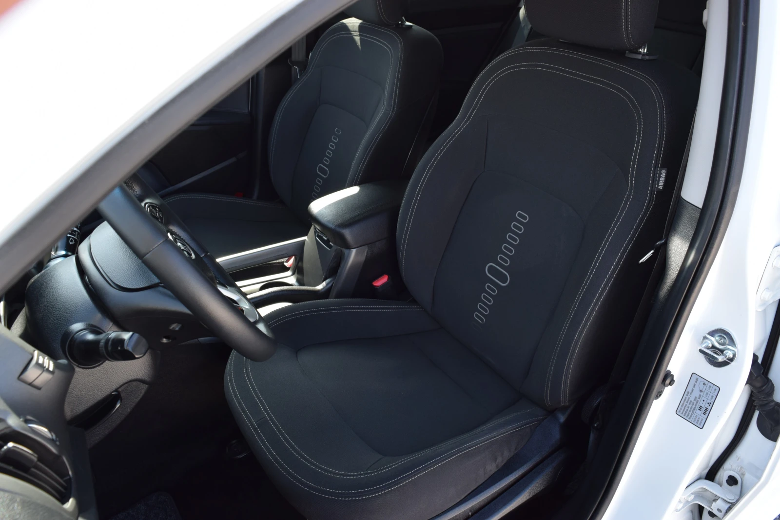 Kia Sportage 1, 7crdi* 116kc* Нави* Камера* Carplay, снимка 10 - Автомобили и джипове - 53815249