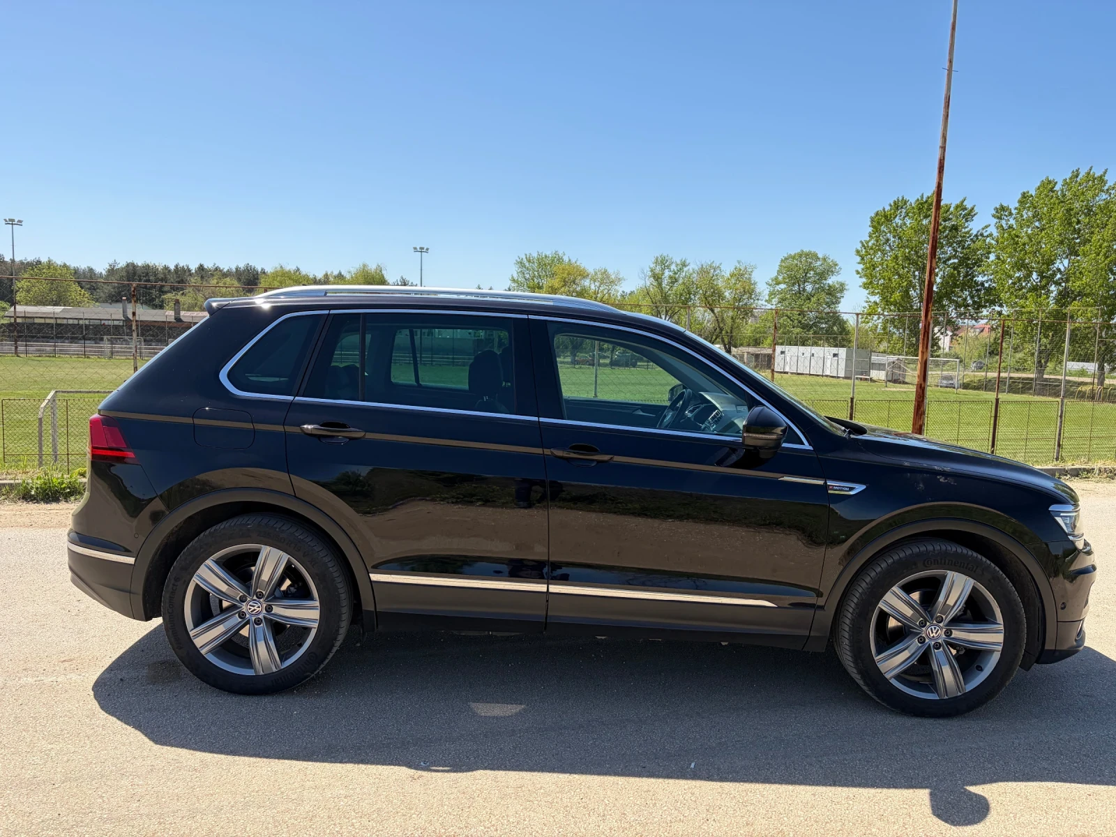 VW Tiguan Панорама Печка Дигитал !!!, снимка 5 - Автомобили и джипове - 54334137