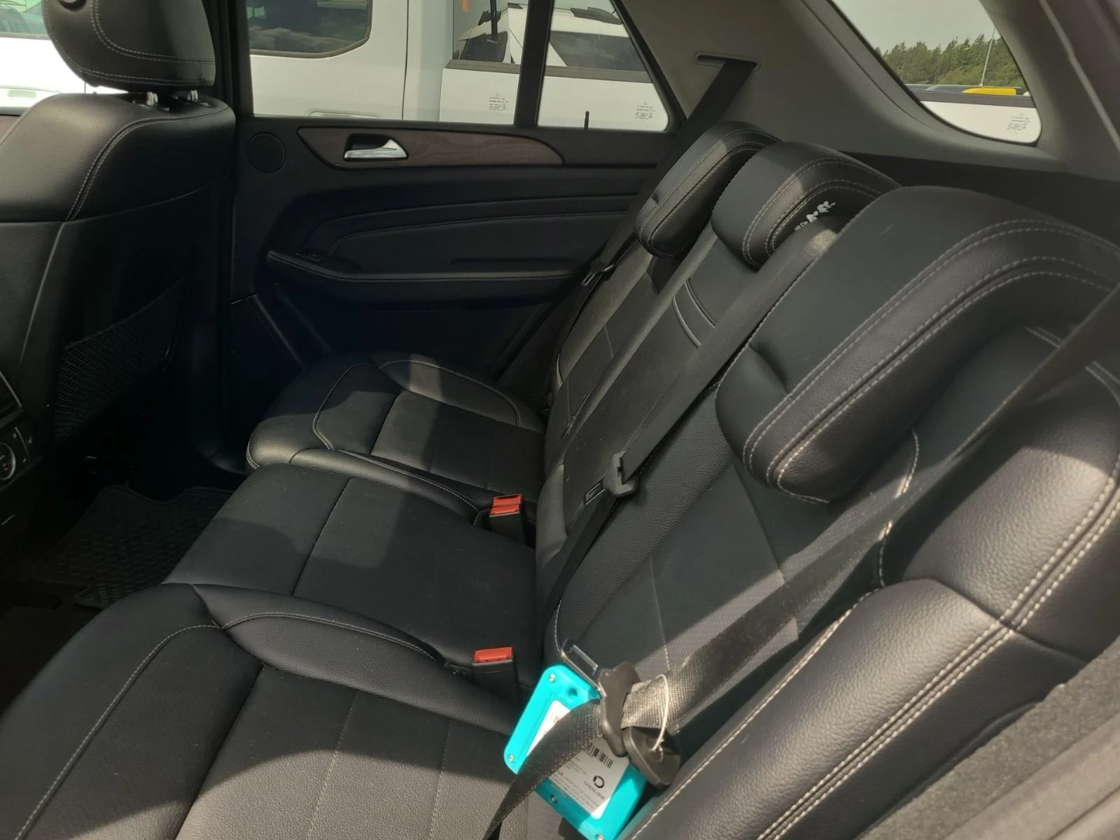 Mercedes-Benz ML 350 Amg-pkg* BLUETEC* Pano* Задна камера* Подгрев* , снимка 10 - Автомобили и джипове - 55049677