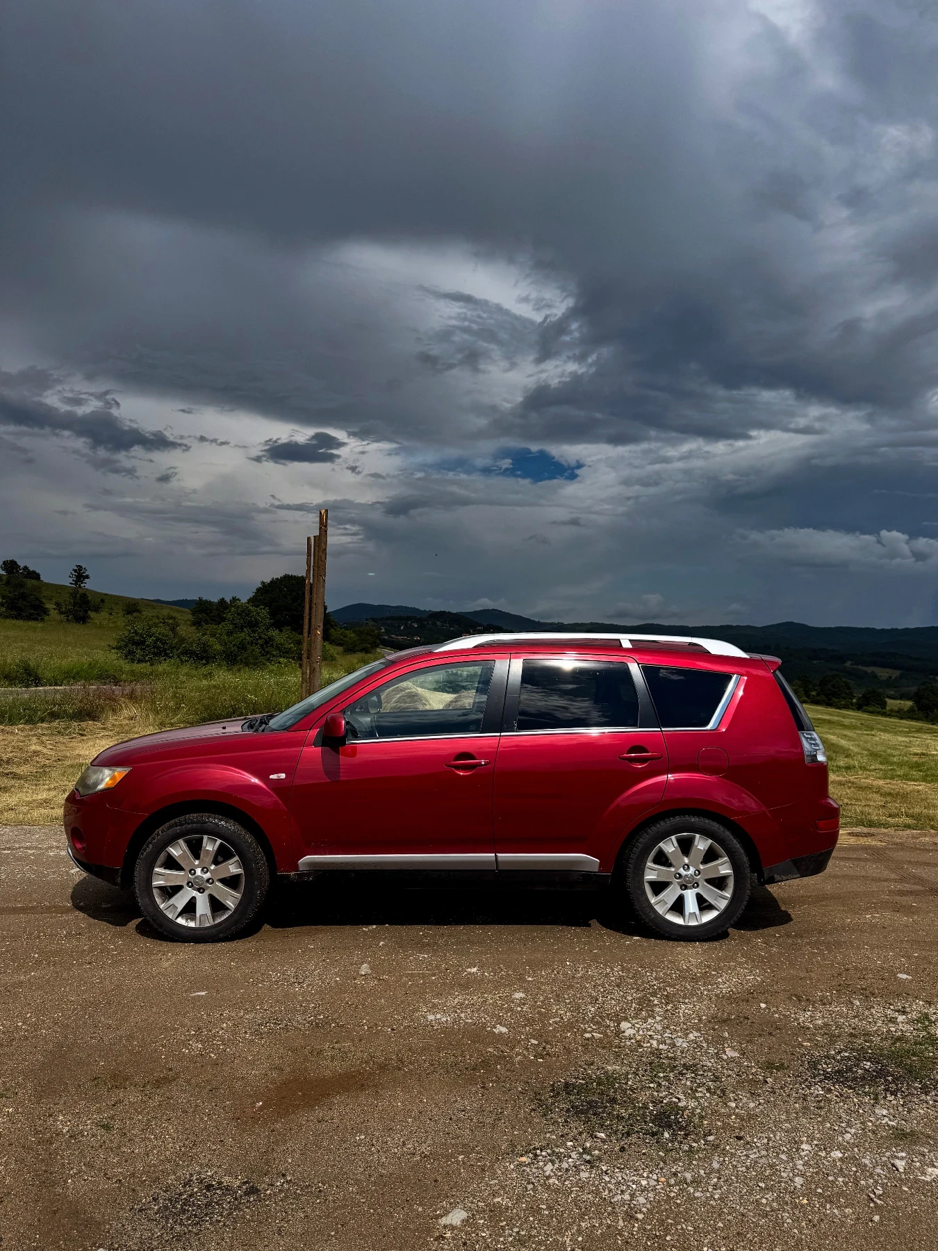 Mitsubishi Outlander, снимка 4 - Автомобили и джипове - 55057814