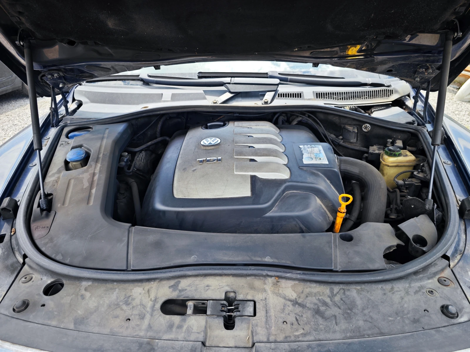 VW Touareg 2.5 TDi, снимка 15 - Автомобили и джипове - 55125158
