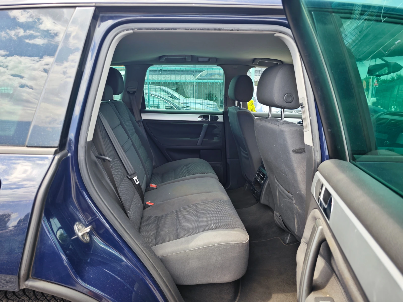 VW Touareg 2.5 TDi, снимка 13 - Автомобили и джипове - 55125158