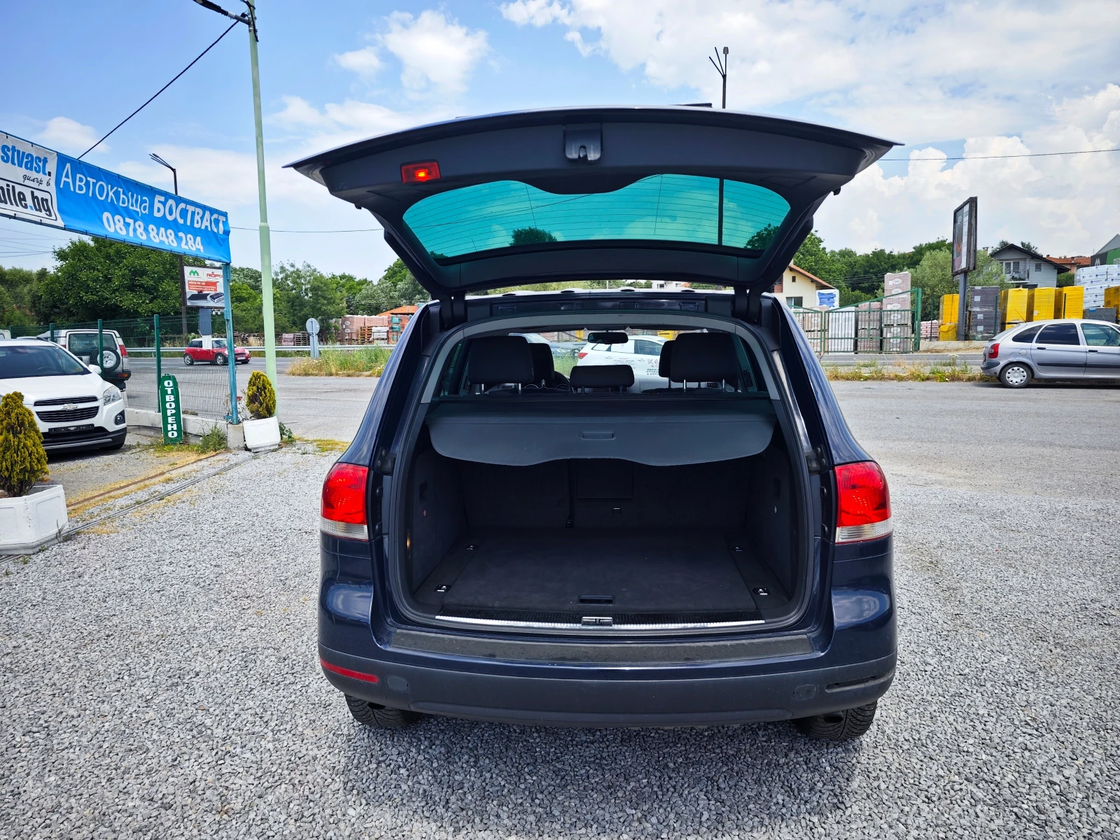 VW Touareg 2.5 TDi, снимка 14 - Автомобили и джипове - 55125158