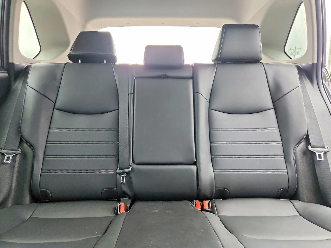Toyota Rav4 * HYBRID* 4WD* XLE* PREMIUM* КОЖА* ПОДГРЕВ* ШИБИДА, снимка 10 - Автомобили и джипове - 55492538
