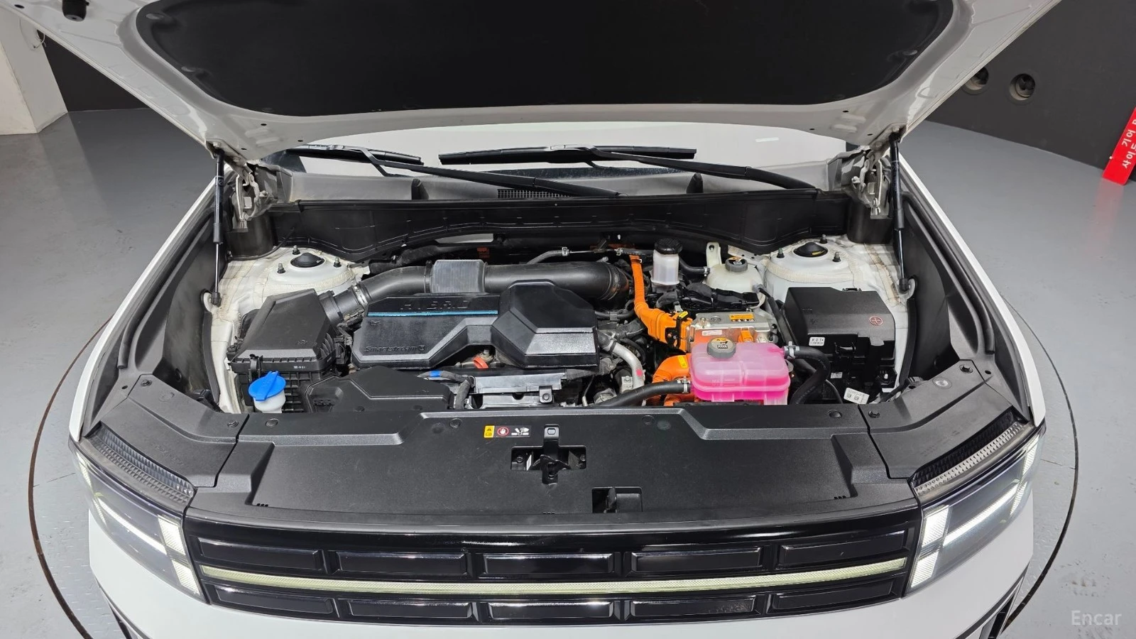 Hyundai Santa fe HYBRID* PRESTIGE* ПОДГРЕВ* ОБДУХ* 360* АВТОКРЕДИТ*, снимка 5 - Автомобили и джипове - 55647462