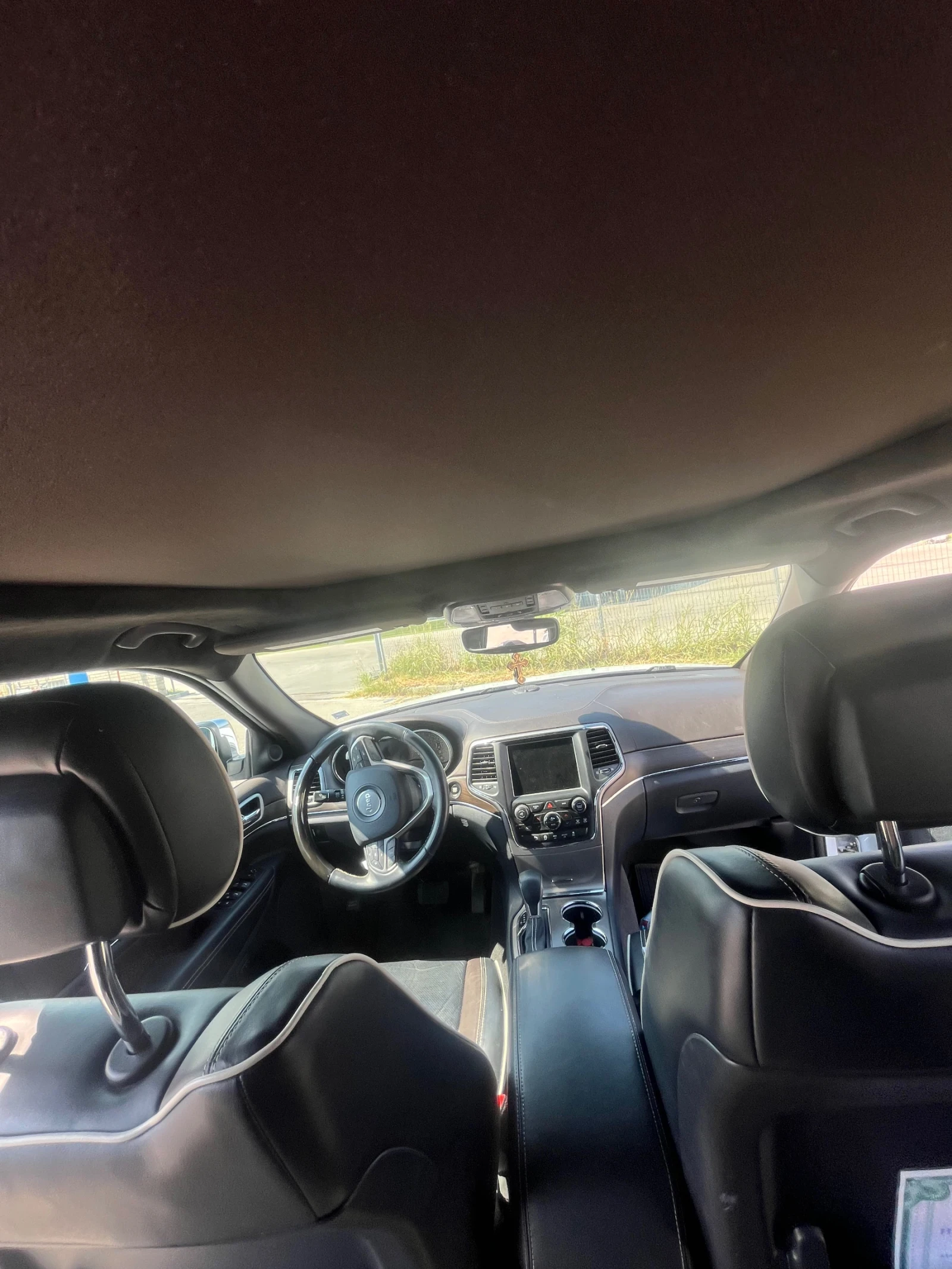Jeep Grand cherokee Overland 3.6 2017, Алкантара, снимка 11 - Автомобили и джипове - 55800538
