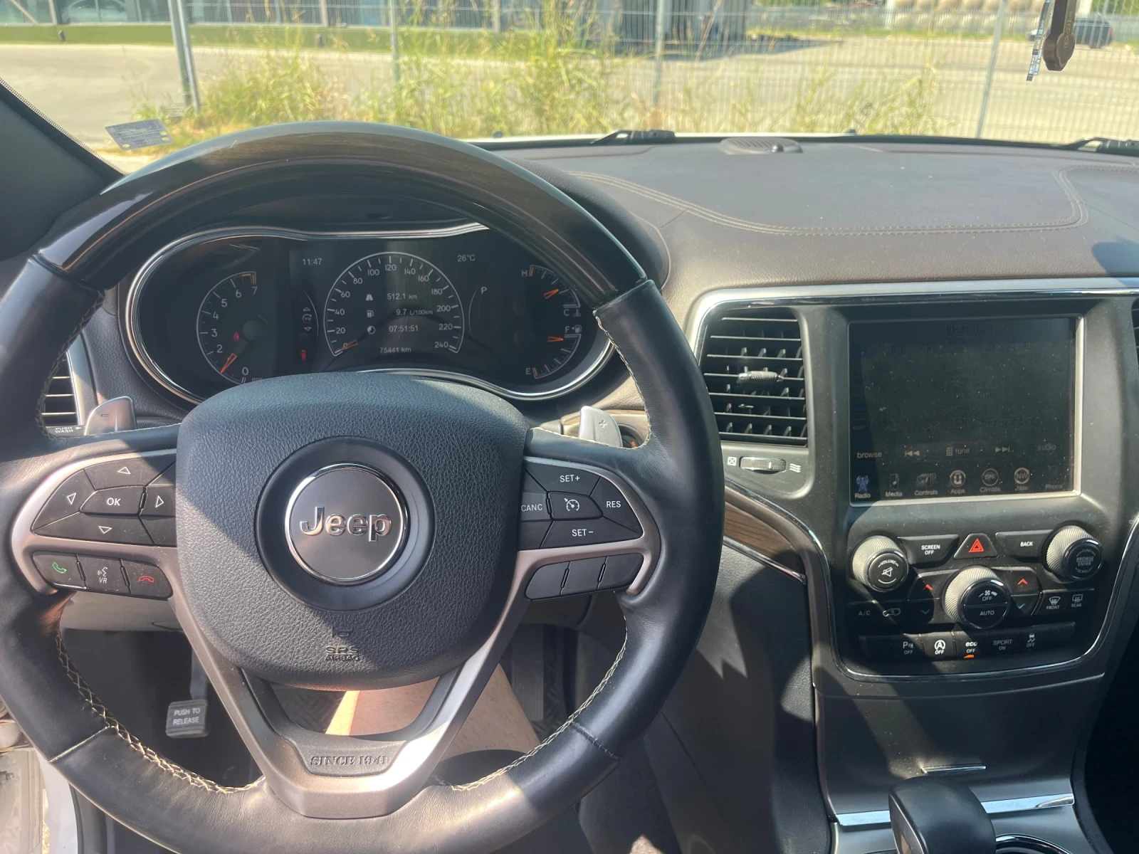 Jeep Grand cherokee Overland 3.6 2017, Алкантара, снимка 12 - Автомобили и джипове - 55800538