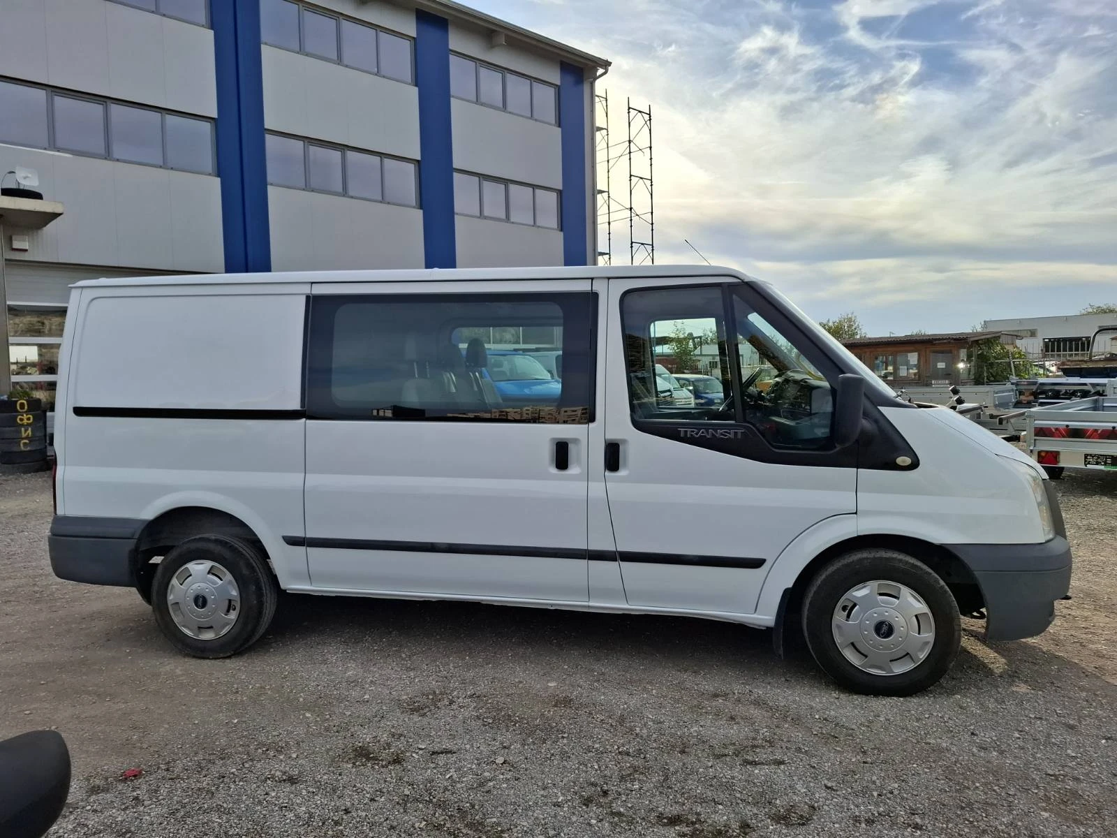 Ford Transit 5+ 1 - изображение 4