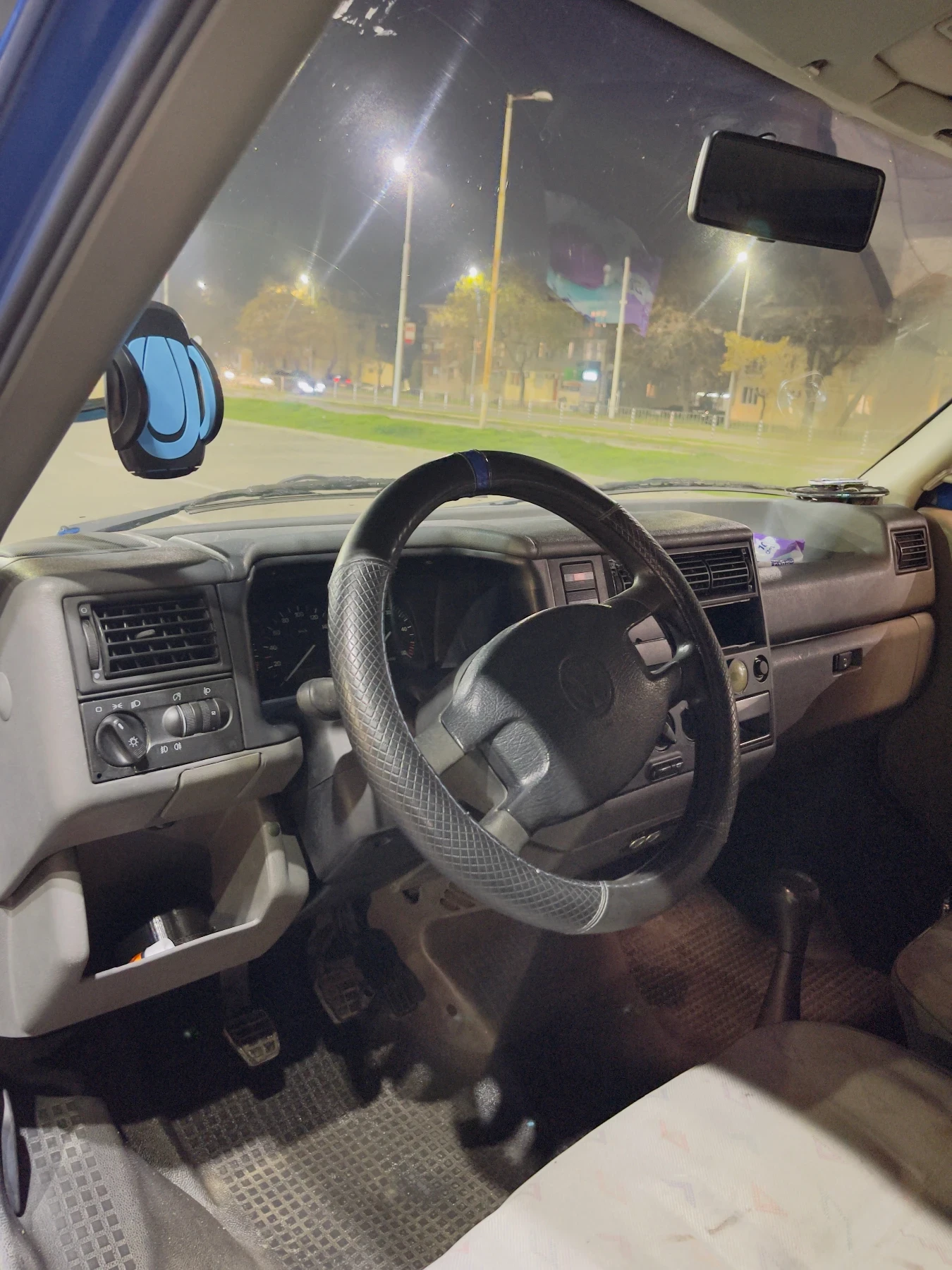 VW T4 Volkswagen transporter T4 2.5 tdi 102 - изображение 10