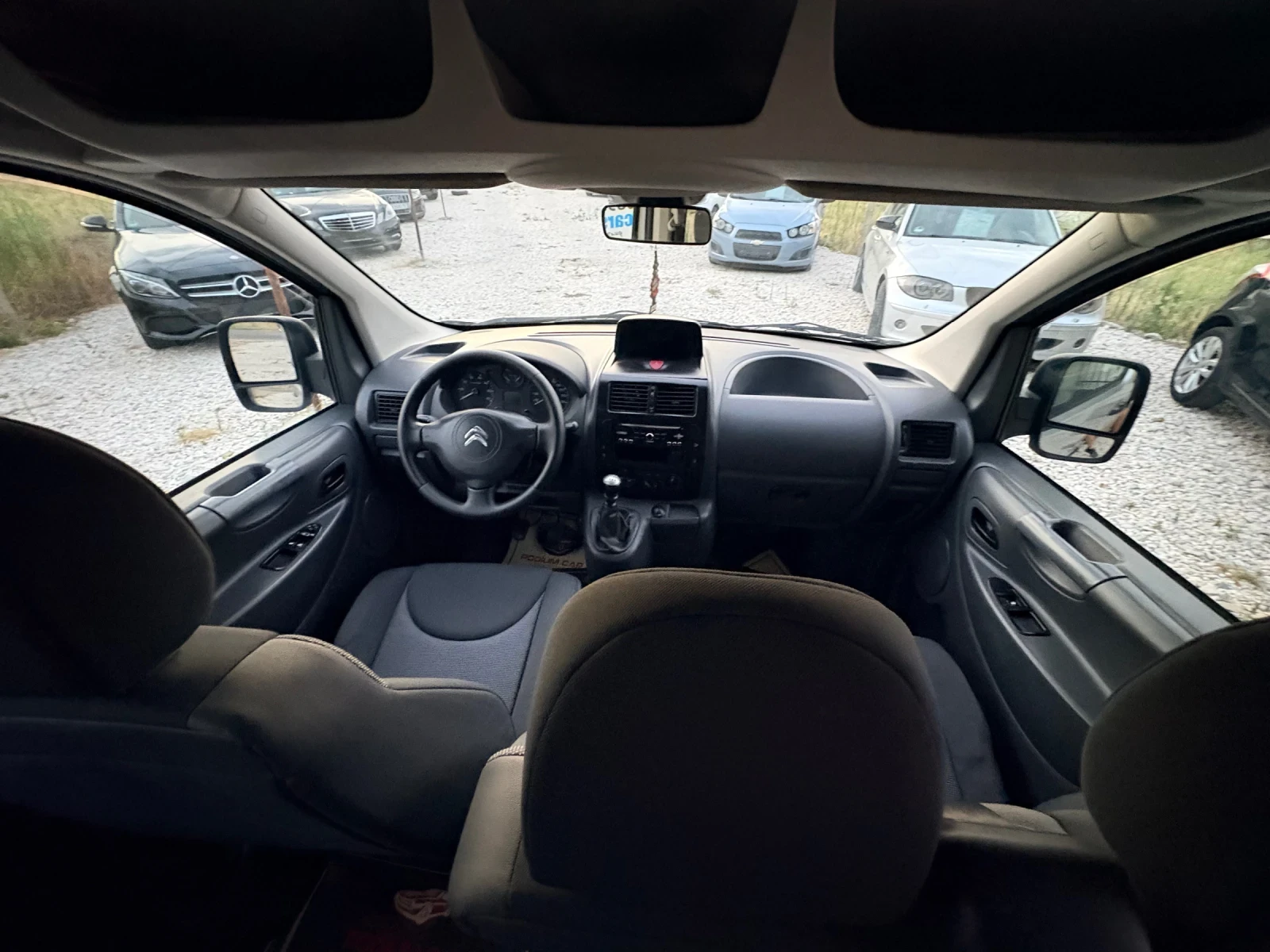 Citroen Jumpy 2.0 HDi 130 ps 2015 г Сервизна История, снимка 11 - Бусове и автобуси - 55676091
