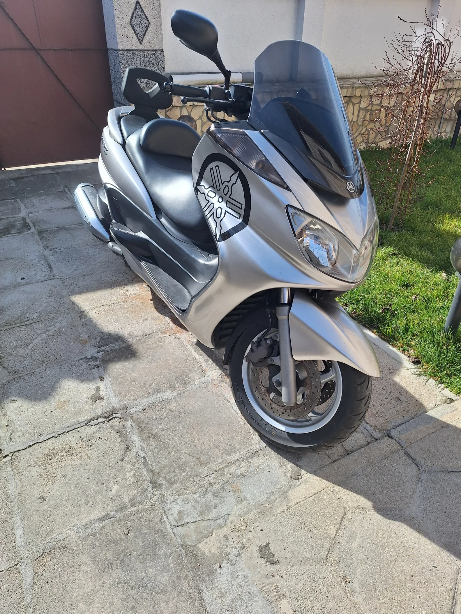 Yamaha Majesty