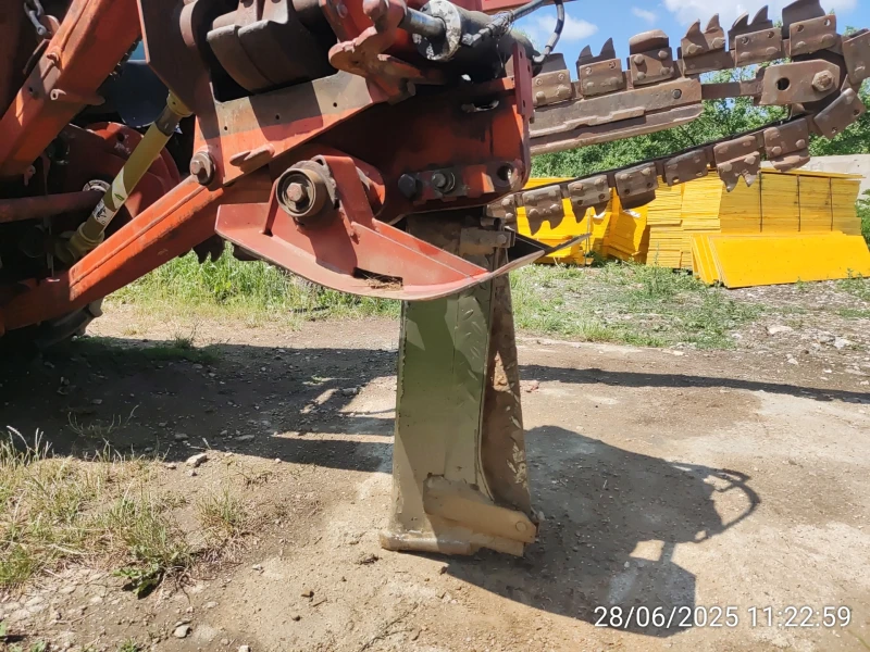 Специализирани машини Други Dich Witch 5110, снимка 3 - Селскостопанска техника - 50828218