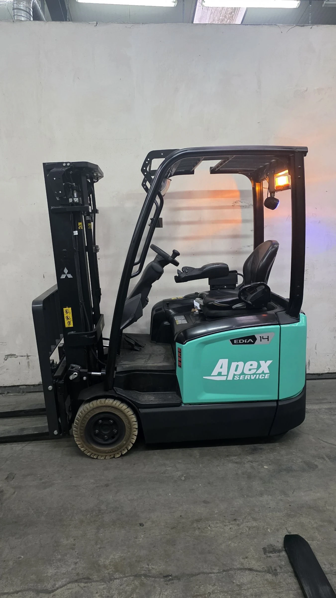 ���������� Mitsubishi FB14ANT 1.4� | Mobile.bg � ����������� 1