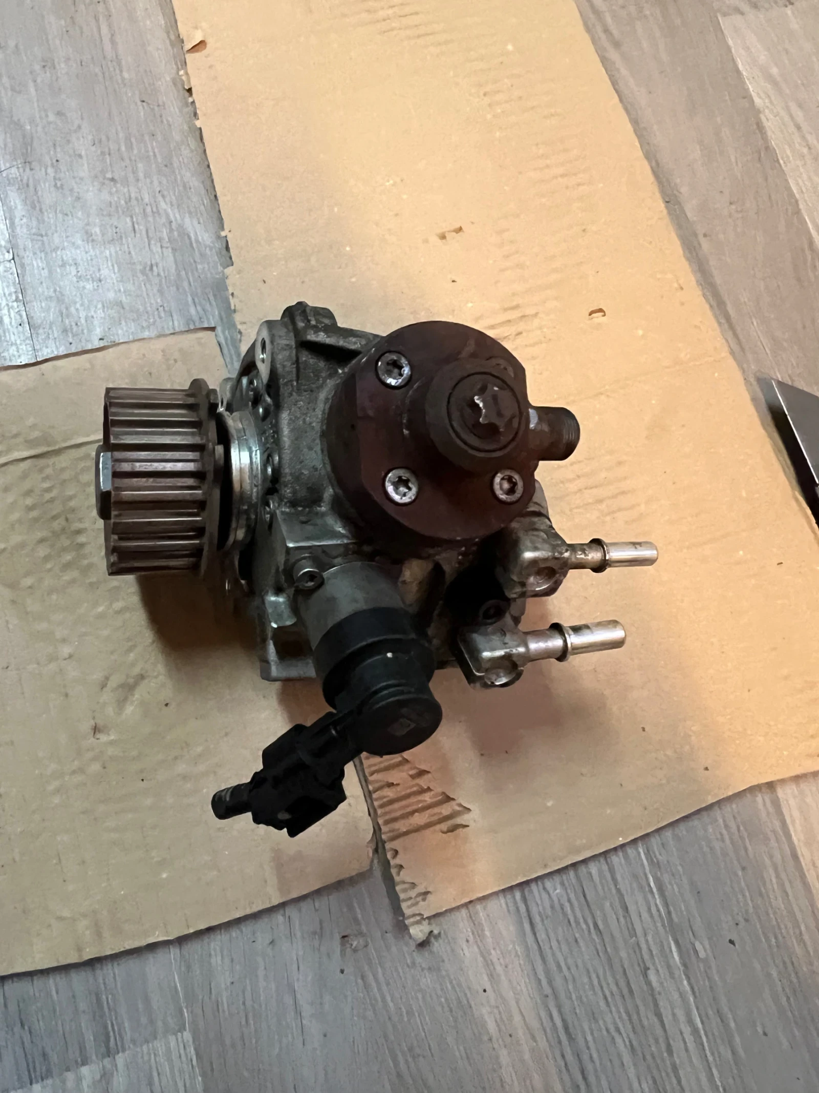 0445010577    FORD CV2Q9A543AA 0 445 010 577 | Mobile.bg   4