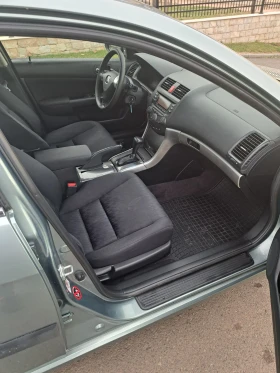 Honda Accord 2.0 автоматик, снимка 10