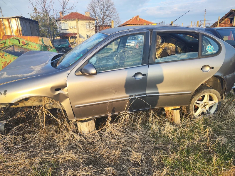 Seat Leon, снимка 2 - Автомобили и джипове - 47124985