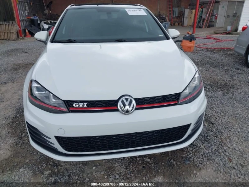 VW Golf * GTI 2.0T SE W/PERFORMANCE PACKAGE* , снимка 10 - Автомобили и джипове - 47544502