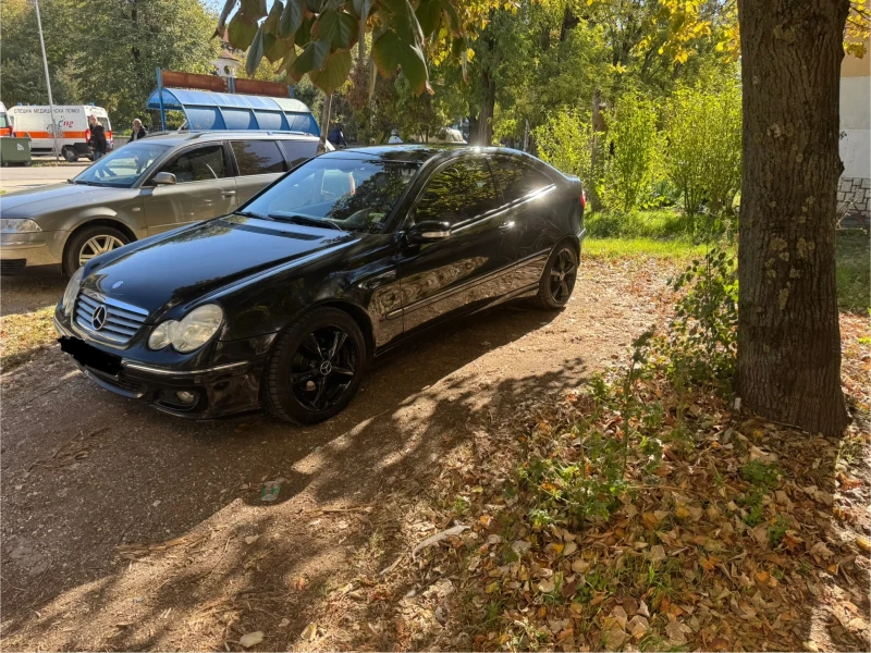 Mercedes-Benz C 220 Sport coupe , снимка 2 - Автомобили и джипове - 47649923