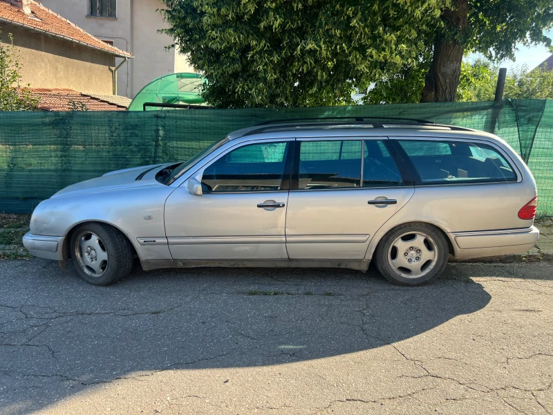 Mercedes-Benz E 250 2.5ТД 150к.с, снимка 2 - Автомобили и джипове - 48141931