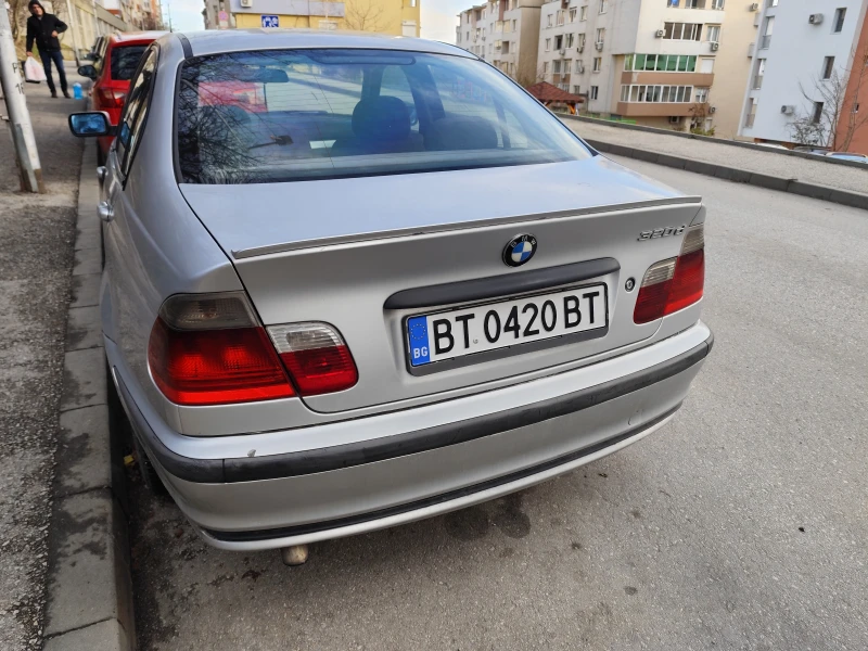 BMW 320, снимка 4 - Автомобили и джипове - 48355558