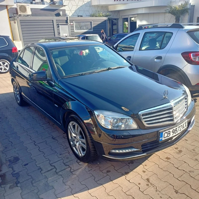 Mercedes-Benz C 220, снимка 1 - Автомобили и джипове - 49163146