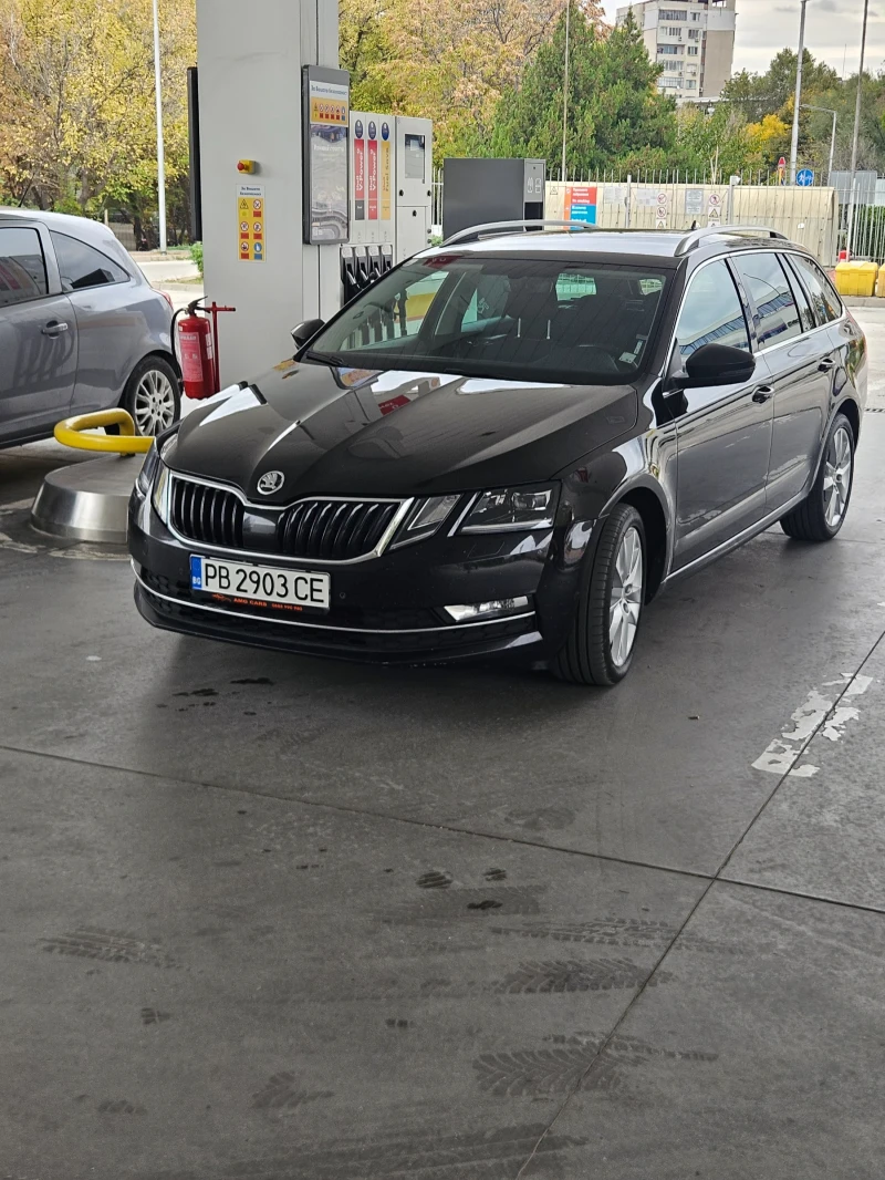 Skoda Octavia 2.0TDI Distronic/Keyless/Обслужен, снимка 11 - Автомобили и джипове - 52265253