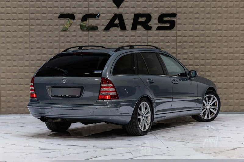 Mercedes-Benz C 230 Kompressor BI-XENON/HARMAN-KARDON/ШИБЕДАХ, снимка 5 - Автомобили и джипове - 52316370