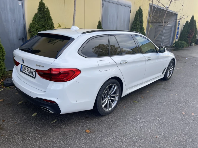 BMW 530 X-drive oт М-Кар * Реални километри* Обслуженa, снимка 4 - Автомобили и джипове - 52362839