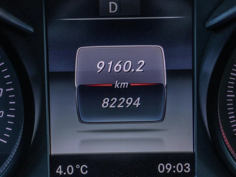 Mercedes-Benz C 300 OT MERCEDES-BENZ* 63 LOOK, снимка 14 - Автомобили и джипове - 52739697